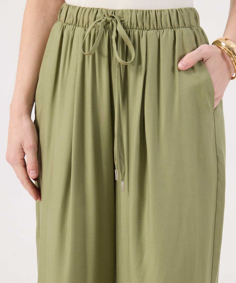 Pantalón Fluido Con Pretina Resortada
