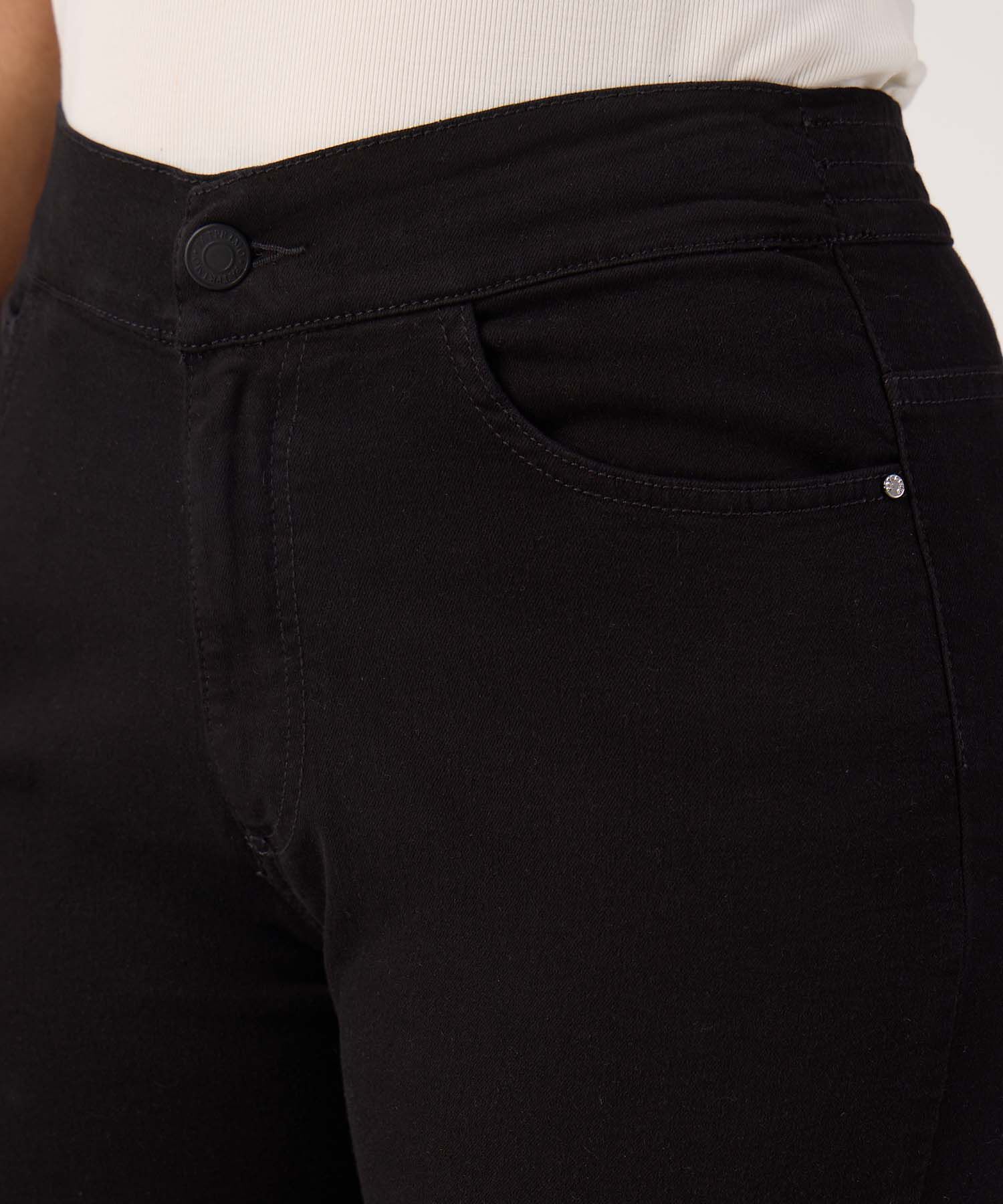 Jean Straight Crop Con Pedreria Para Mujer