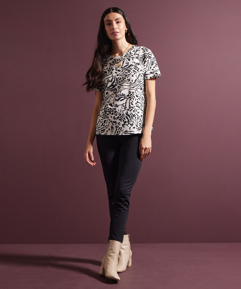 Camiseta Manga Corta Corrida Estampada Con Cuello Redondo