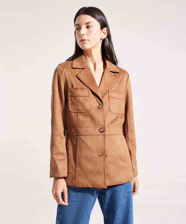 Chaqueta Con Botones Y Solapa