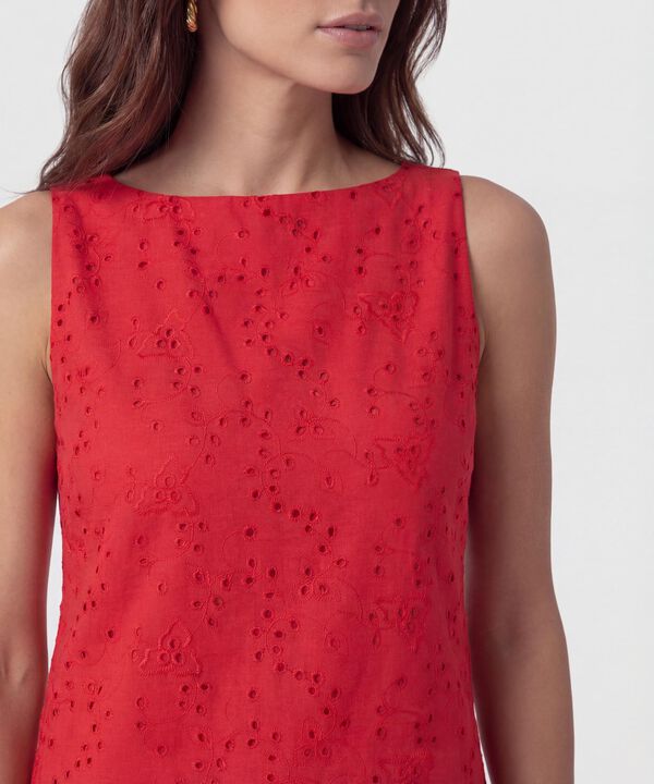 Vestido Corto En Bordado Suizo Mujer