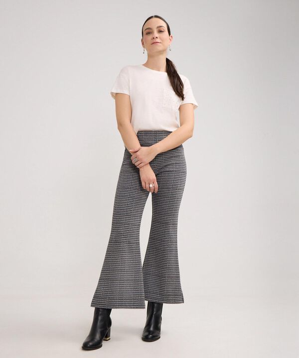 Leggins Tipo Flare Preteñido Con Ribete En Costados Y Pretina Invisible image number null