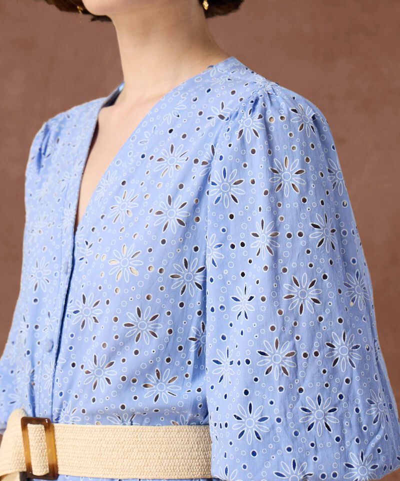 Vestido Camisero Perforado Con Cinturón Para Mujer