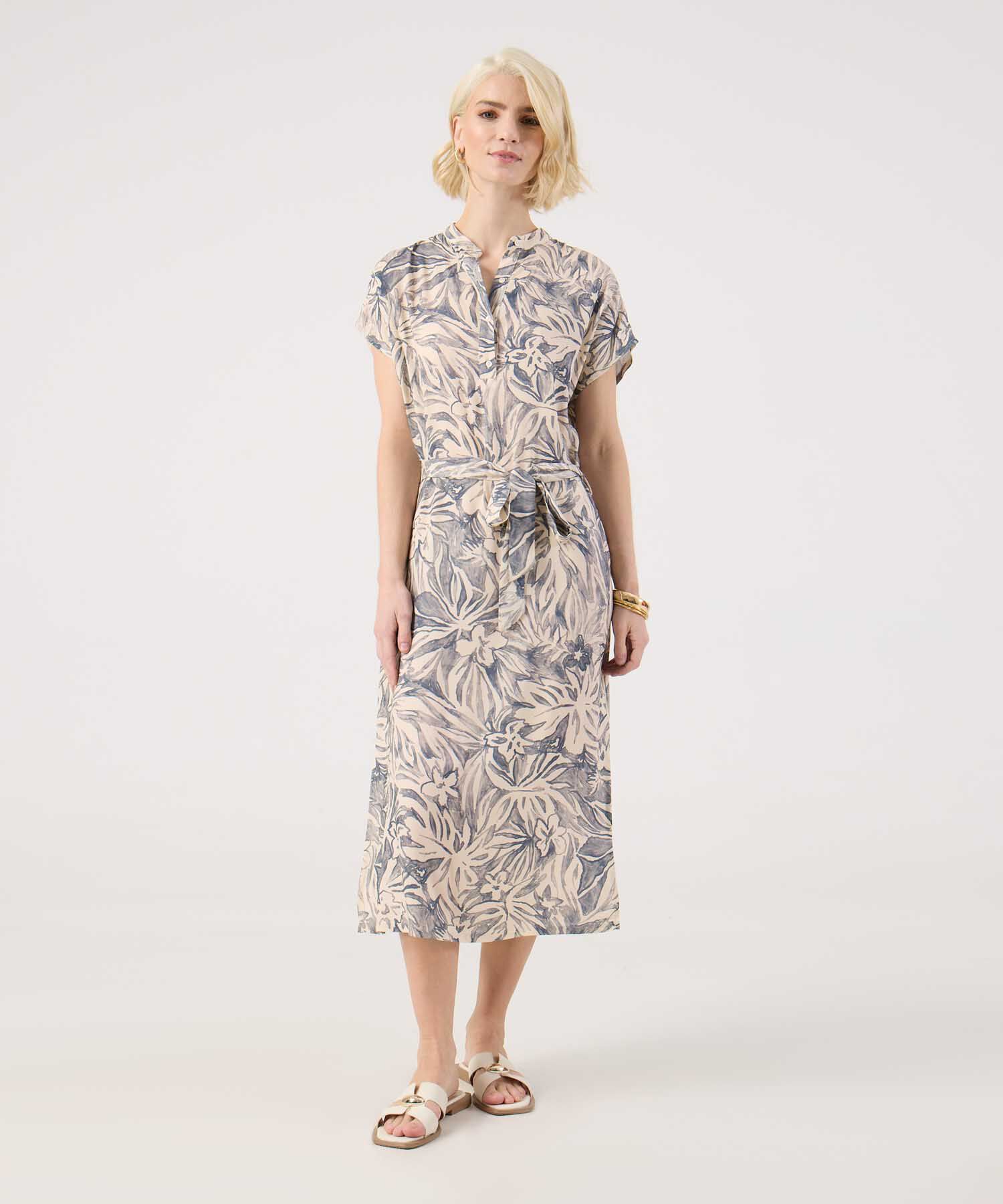 Vestido Estampado Con Cinturon