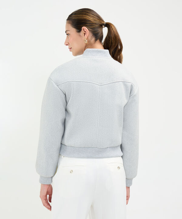 Chaqueta Manga Larga Básica Unicolor