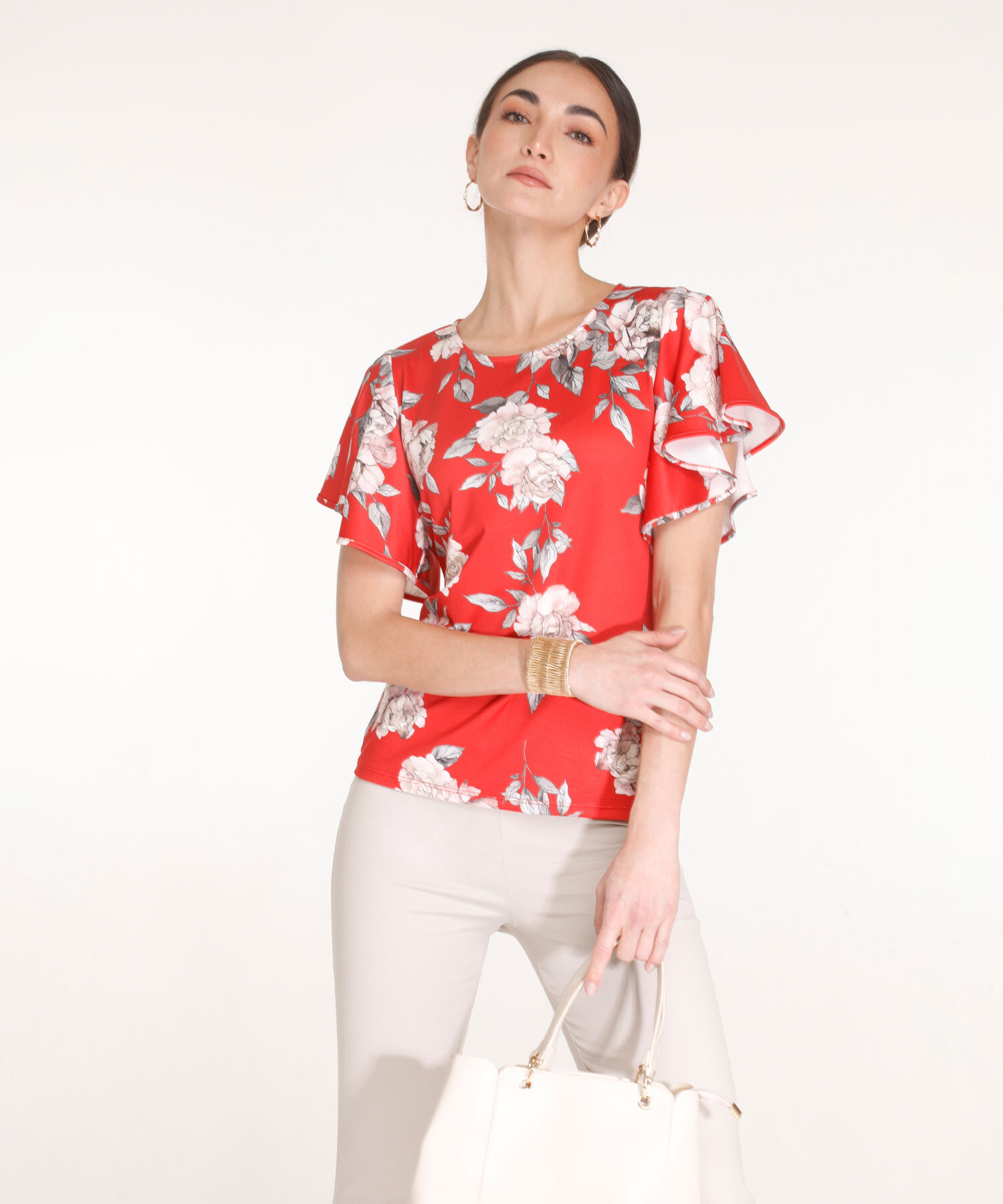 Manga corta con vuelo new arrivals