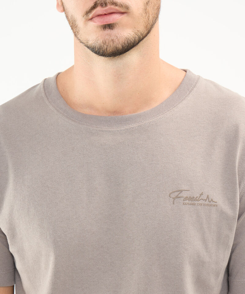 Camiseta Estampado en Relieve