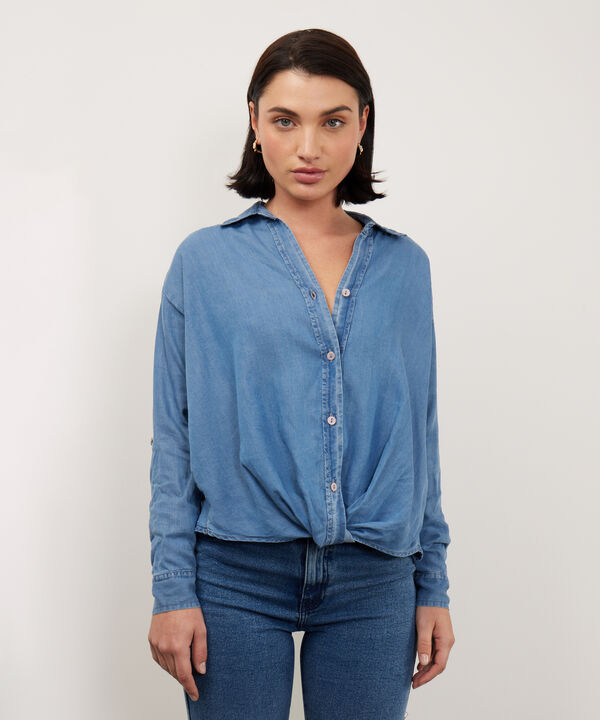 Camisa Camisa Con Entorche En Delantero Tono Medio Claro image number null
