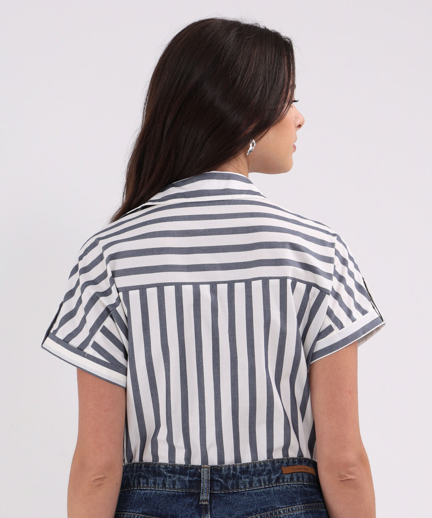 Camisa Con Charretra Preteñida