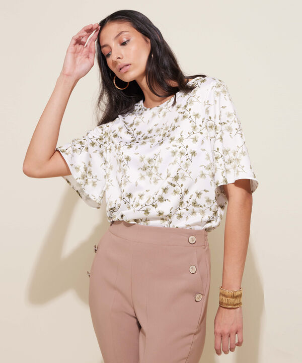 Blusa Estampada Cuello Redondo Manga Corta Al Codo