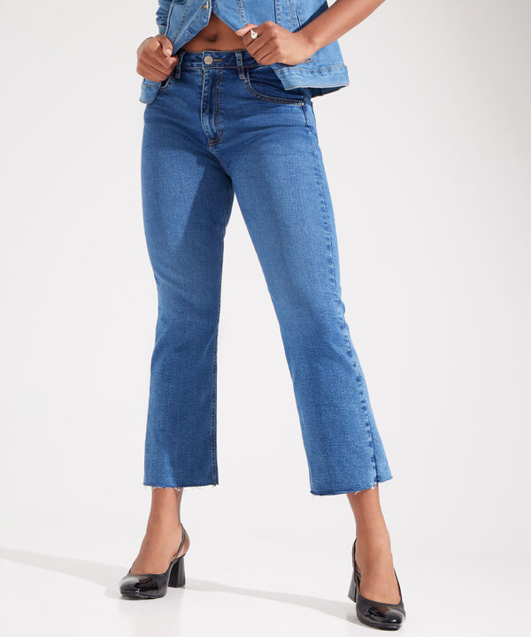 Jean Cropped Flare con Desgastes