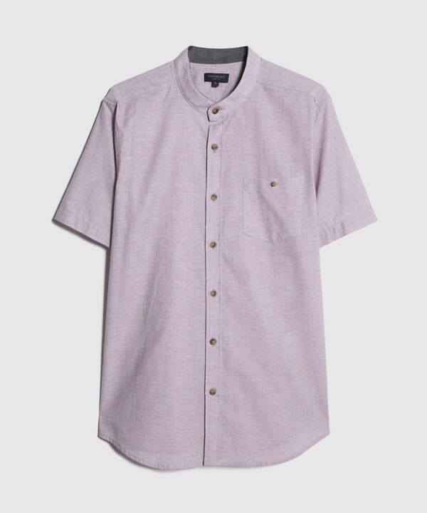 Camisa Preteñida Cuello Neru, Manga Corta Con Bolsillo Y Silueta Slim Fit