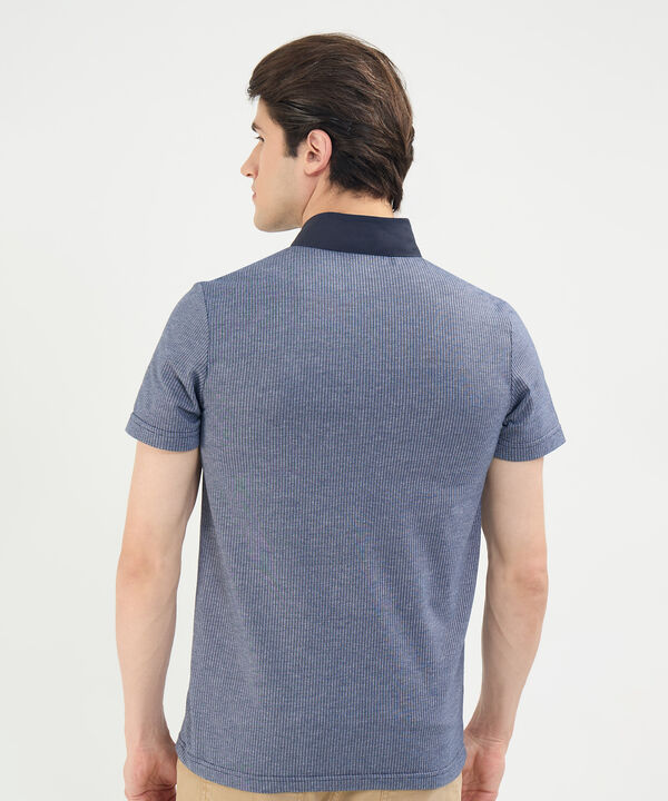 Polo Cuello Duro con Bolsillo