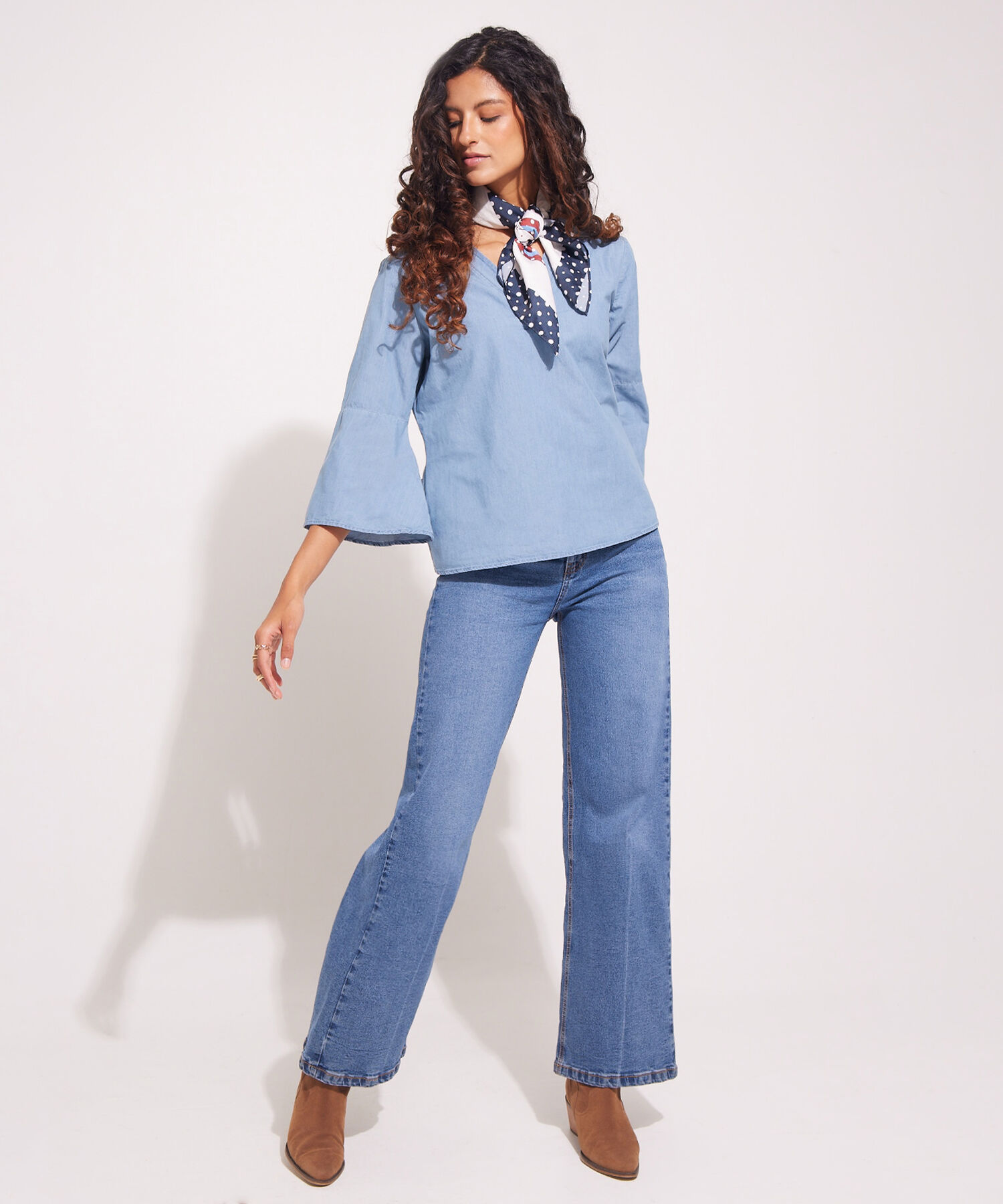 Blusa Unicolor con Escote en V para Mujer