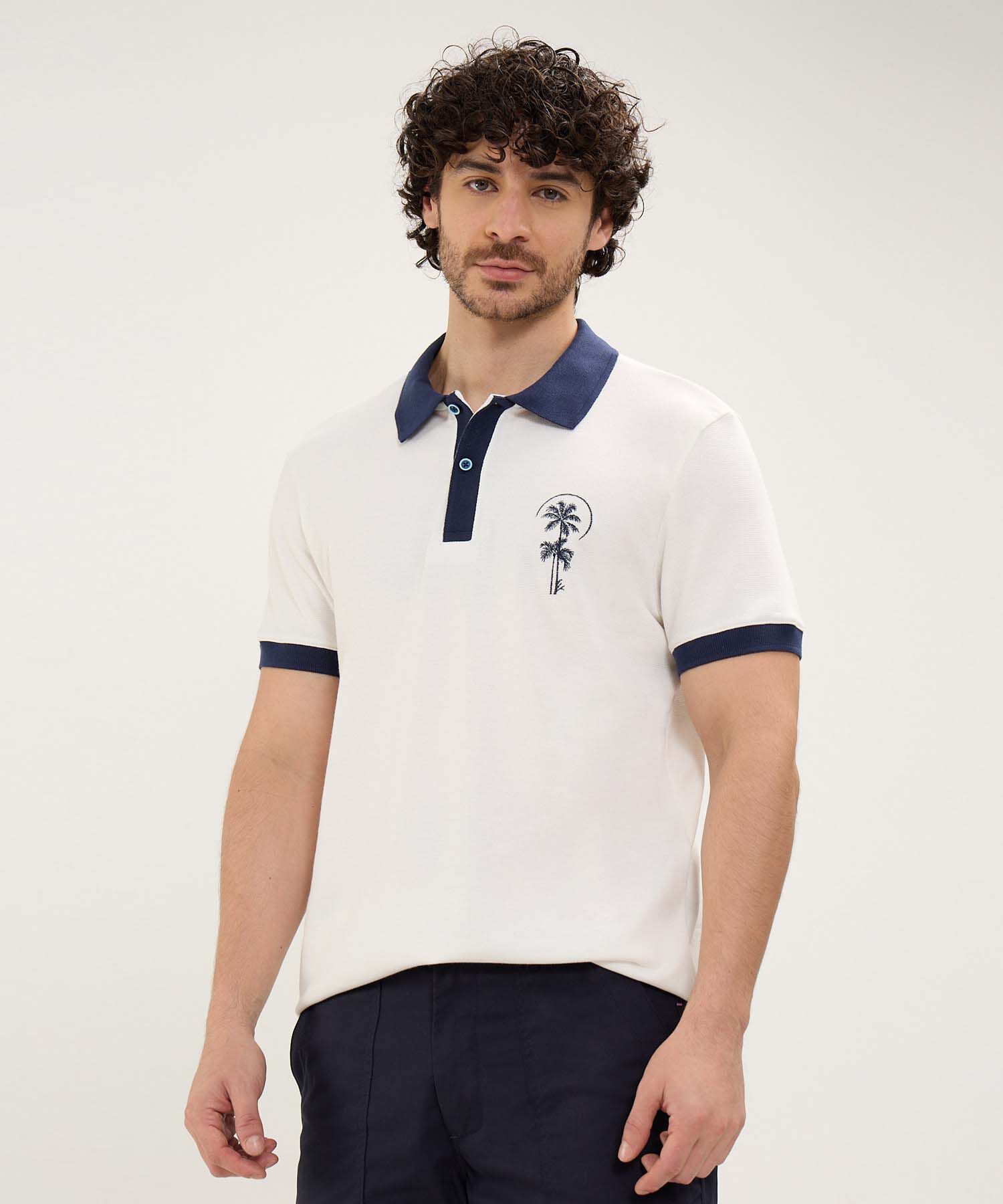 Polo Tejida con Bordado