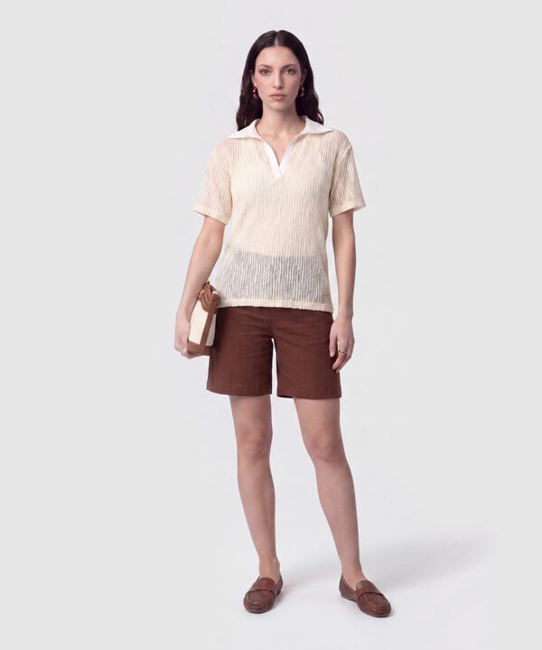 Polo Texturizada Con Cuello En V Para Mujer