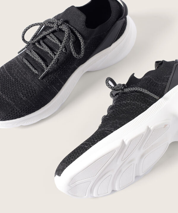 Tenis