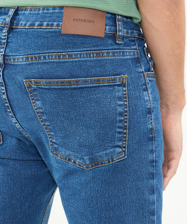 Jeans Skinny Tono Medio