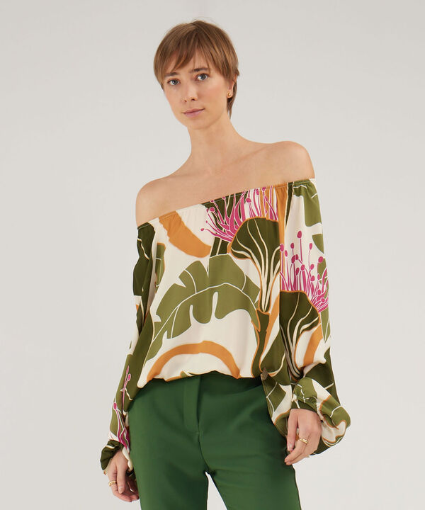Blusa Estampada Con Puños Encauchados image number null