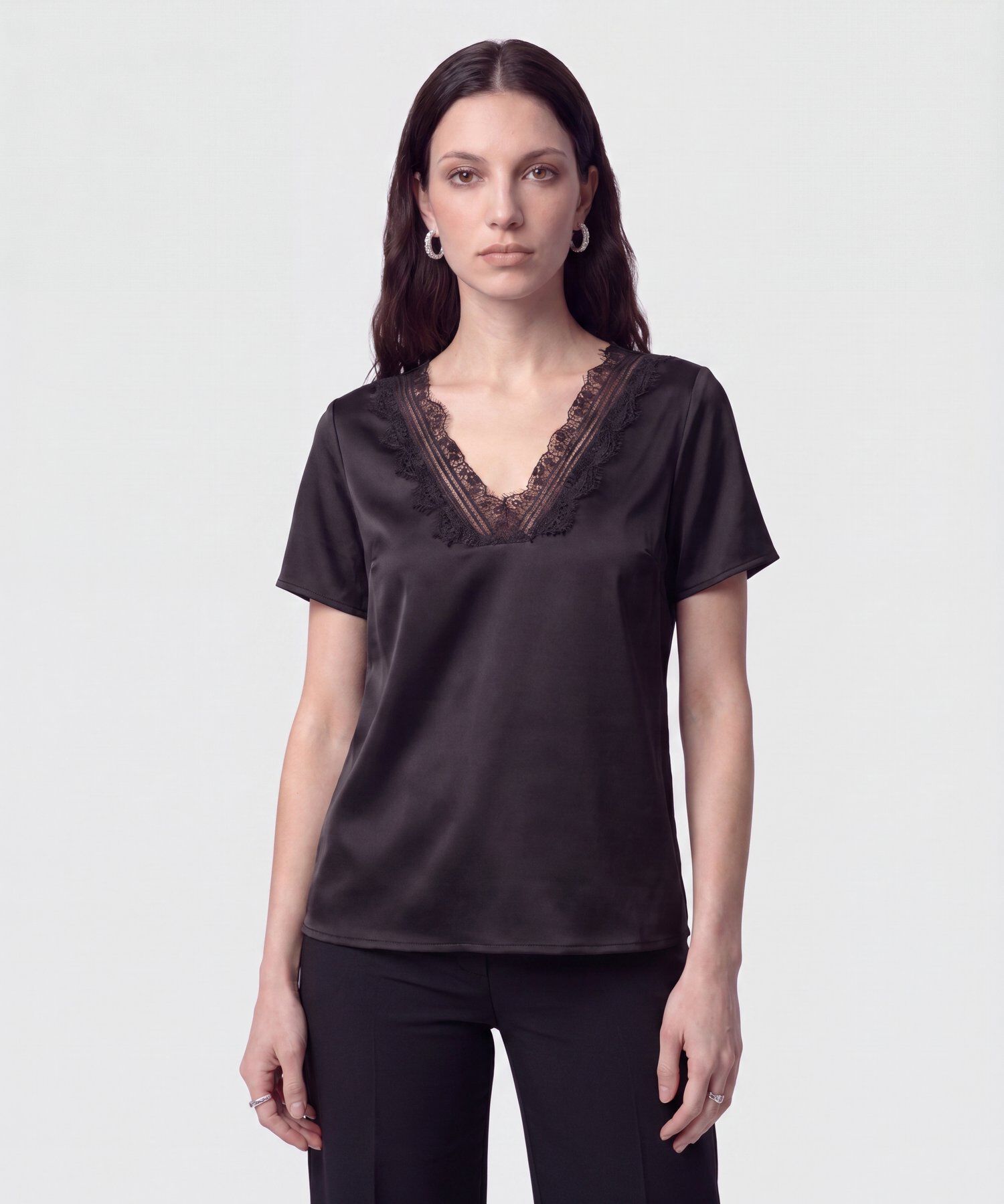 Blusa Unicolor con Encaje Mujer