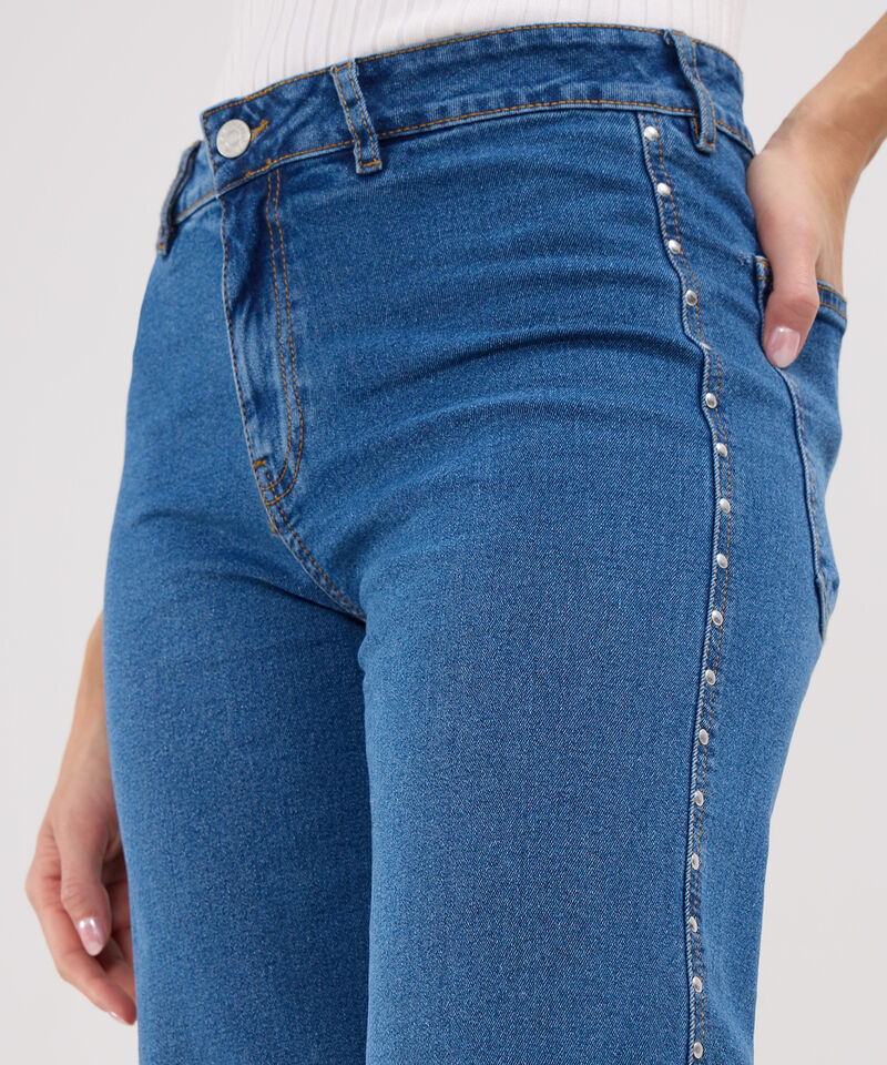 Jean Wide Leg Con Detalle En Costados Tono Azul Medio Claro