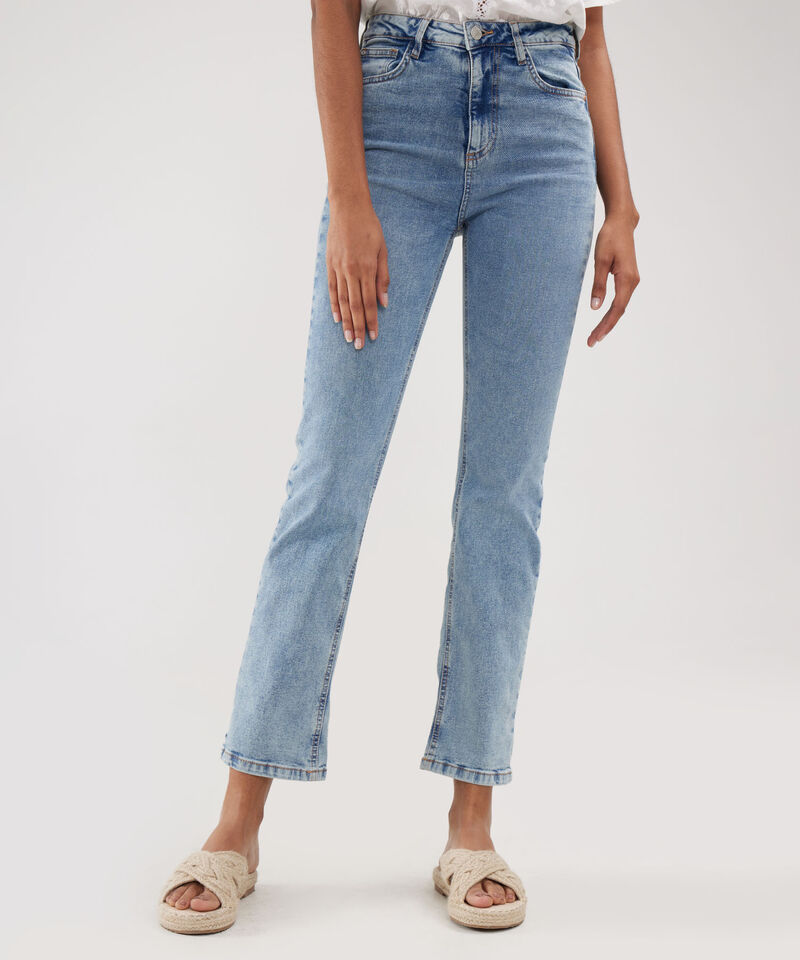 Jean Straight Tono Azul Claro