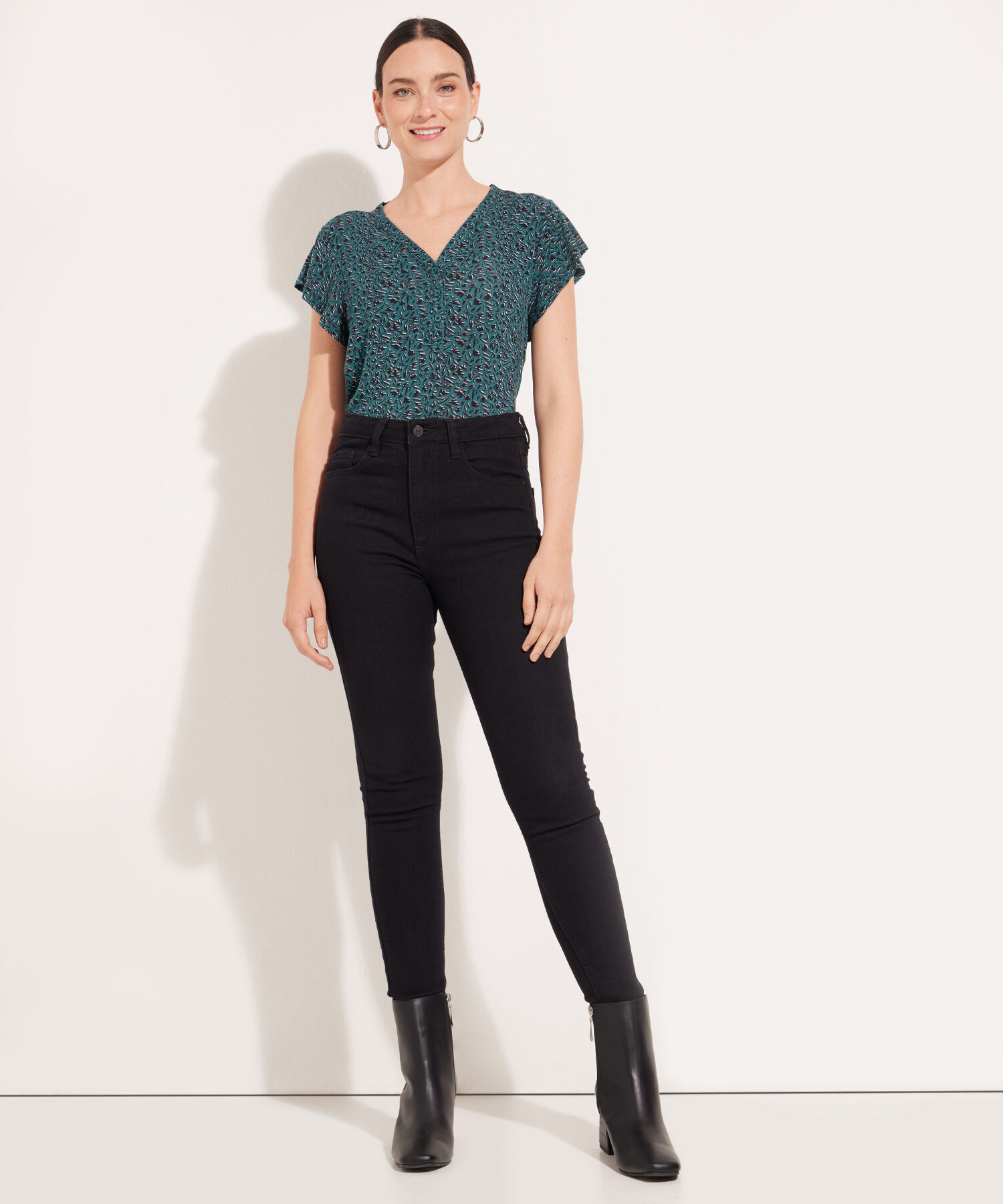 Jean Skinny Tiro Alto Tono Negro