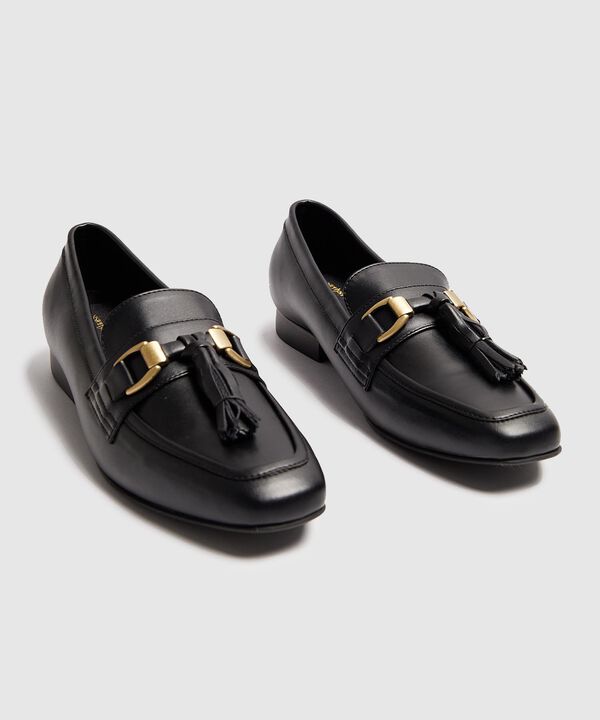 Mocasines image number null
