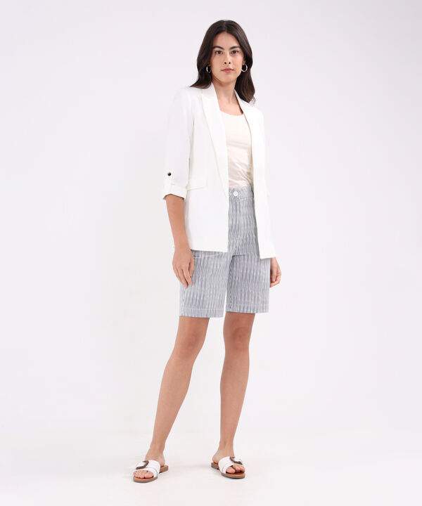 Blazer Unicolor Con Charretera