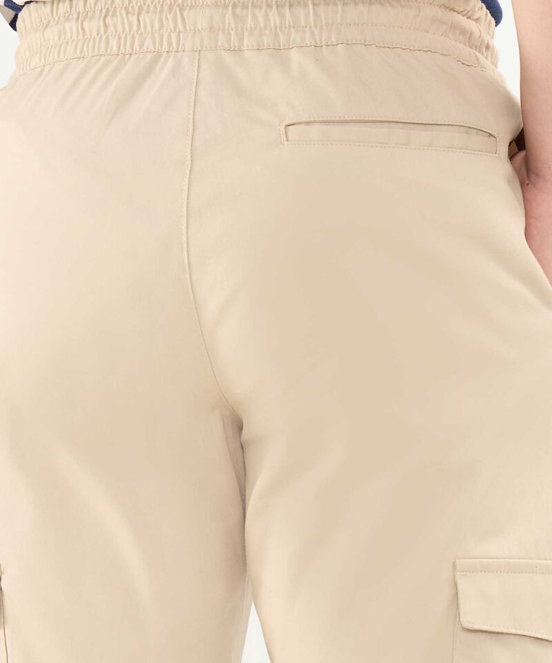Pantalón Casual Bolsillos de Tapa