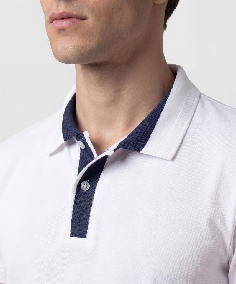 Polo Hombre con Cuello a Contraste