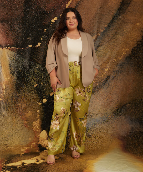 Blazer Manga 3/4 Con Solapa Curva