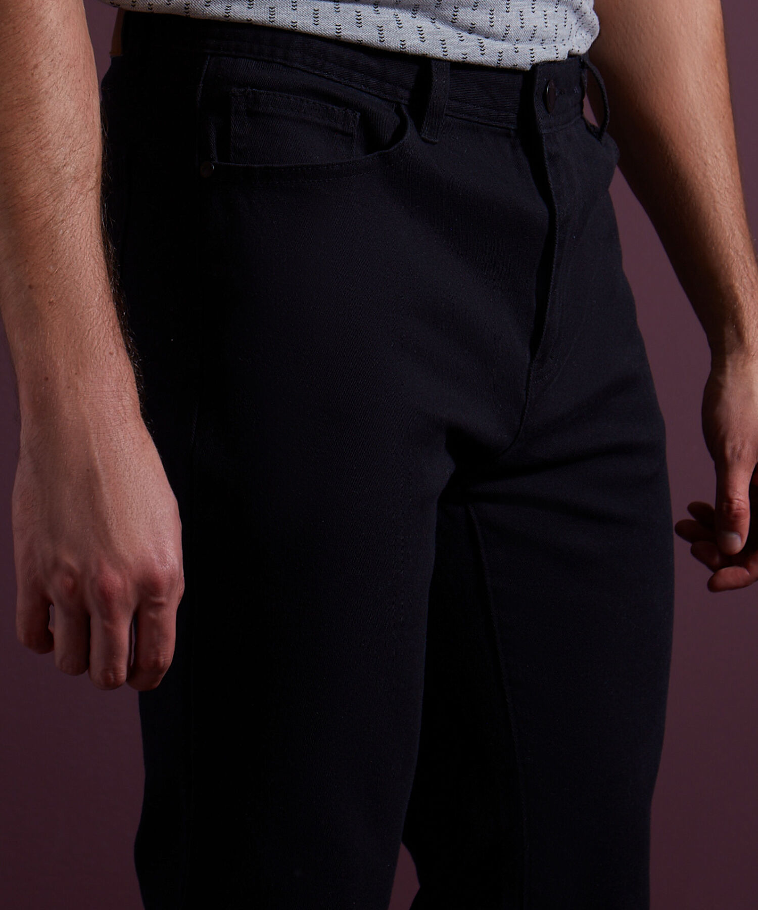 Pantalón 5 Bolsillos Unicolor Esencial