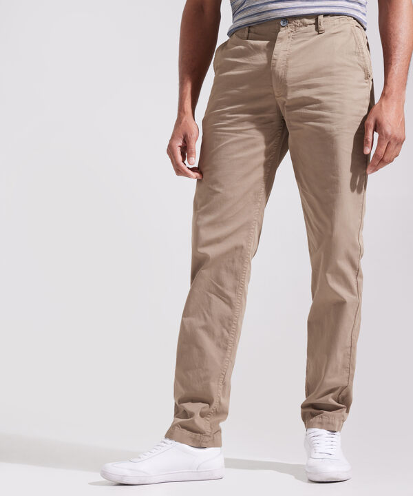 Pantalón Chino Teñido En Prenda