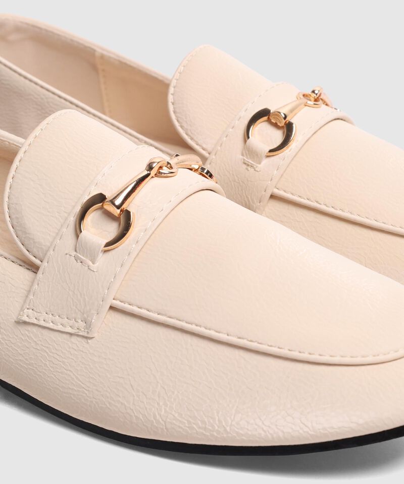 Mocasines Con Bocado Met&aacute;lico Para Mujer