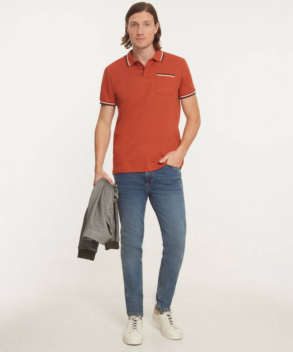 Polo Unicolor Con Bolsillo