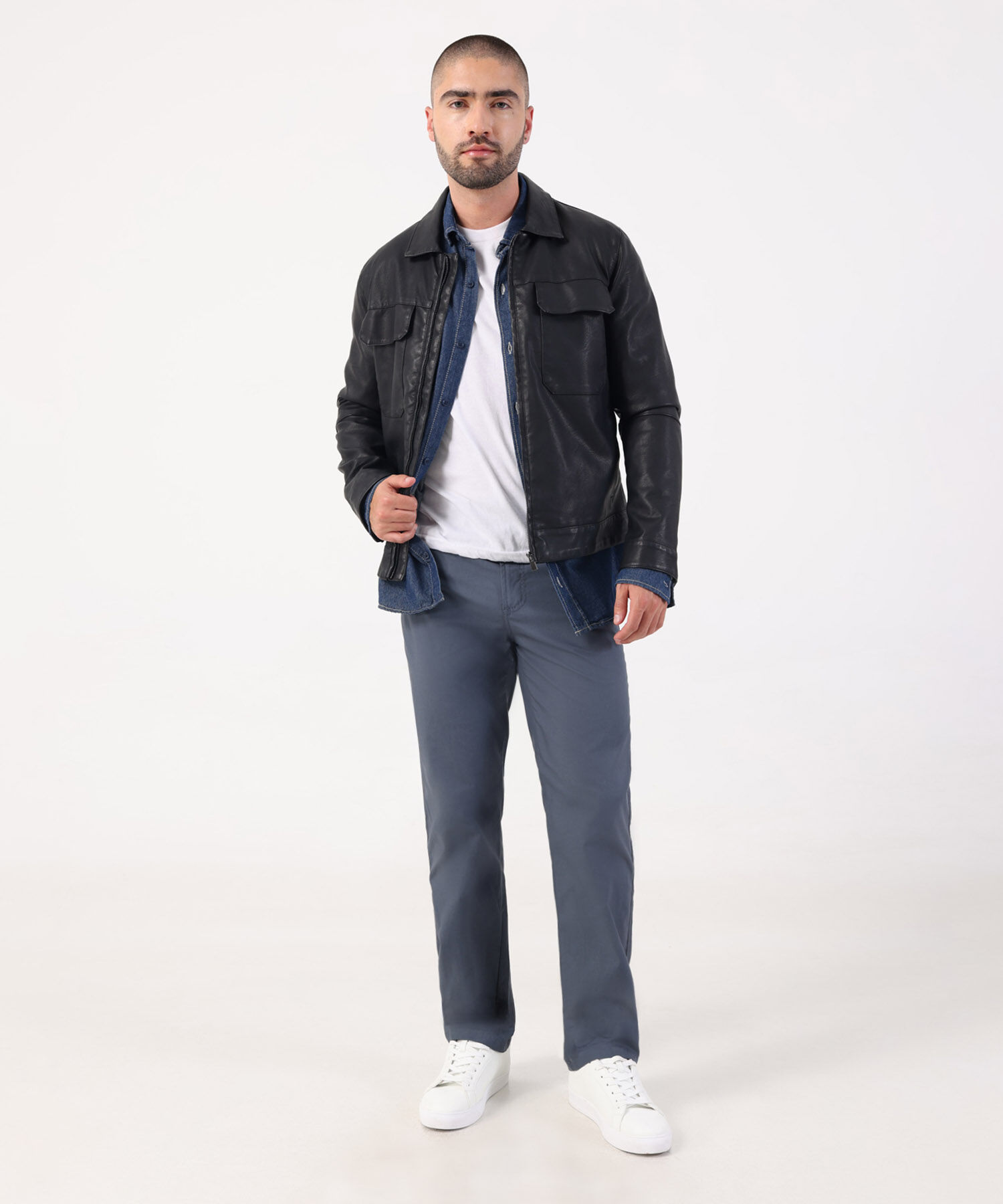 Pantalon Unicolor 5 Bolsillos Silueta Regular Fit