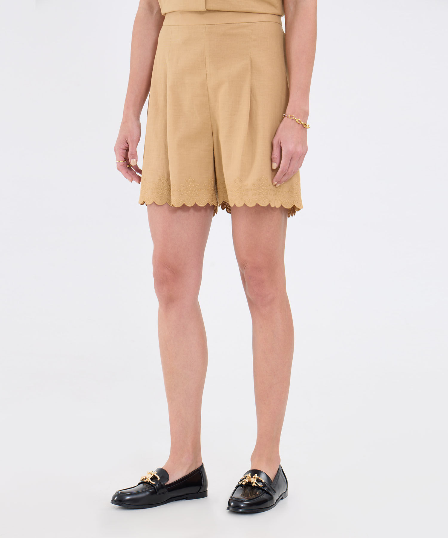 Short Bordado
