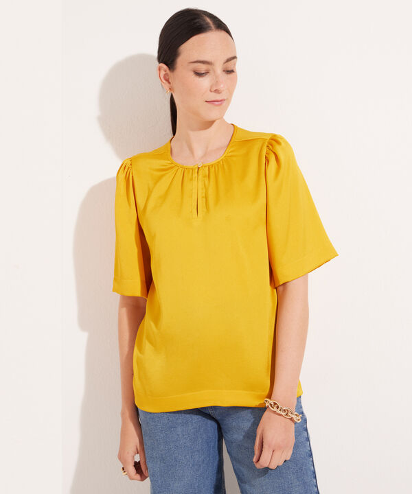 Blusa Manga Corta Unicolor Con Abertura En Frente image number null