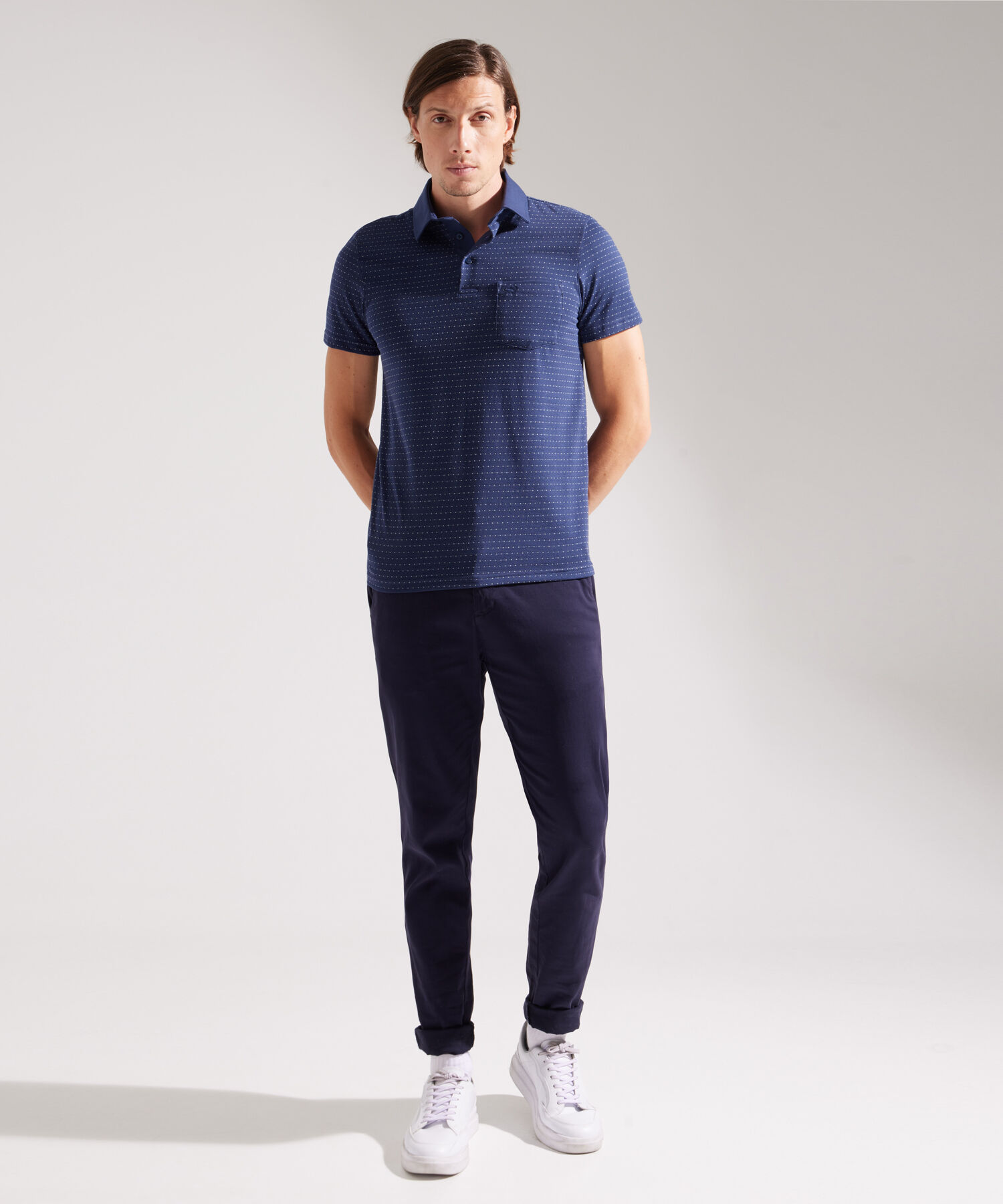 Polo Textura, Cuello Duro Con Bolsillo Y  Slim Fit