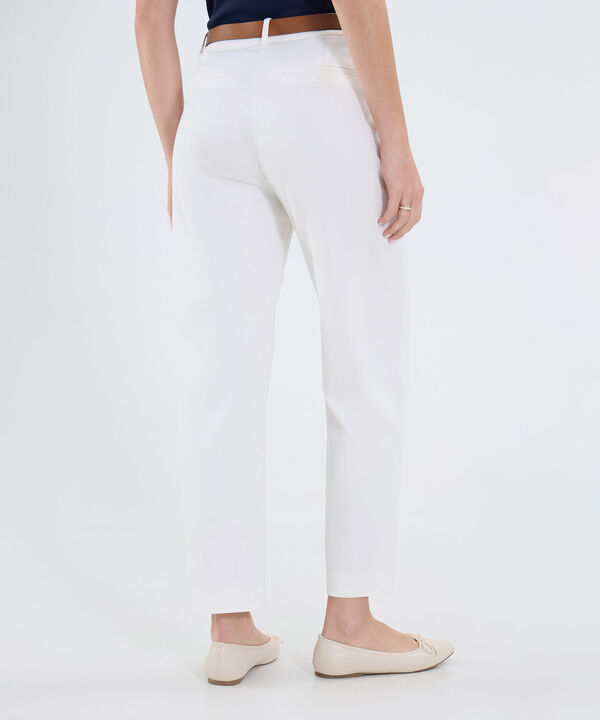 Pantalón Chino Básico