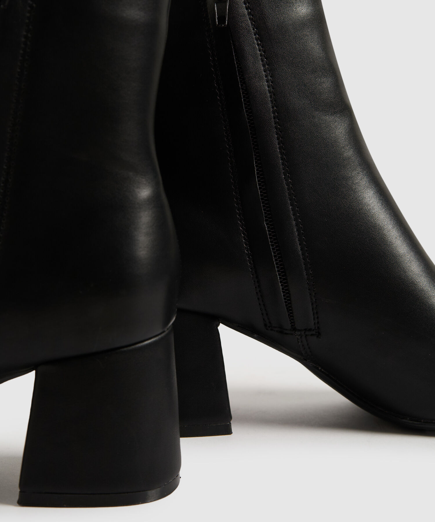 Botines de Tacón