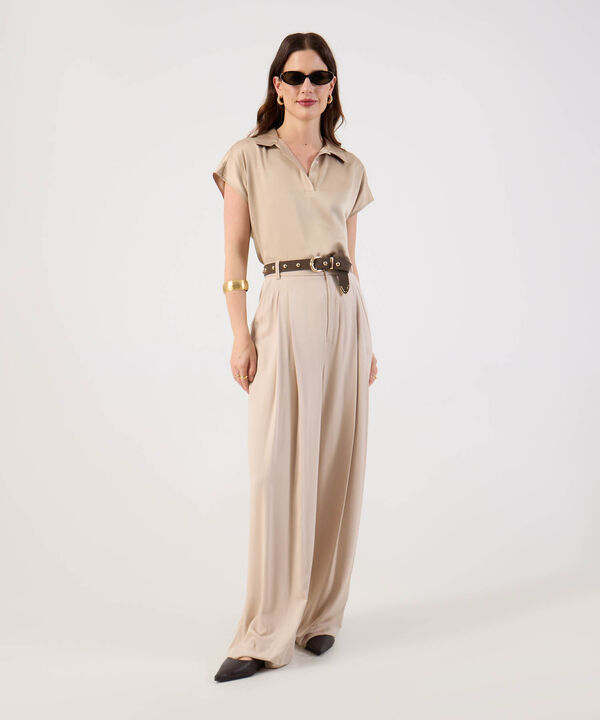 Blusa Unicolor Con Cuello Camisero Para Mujer