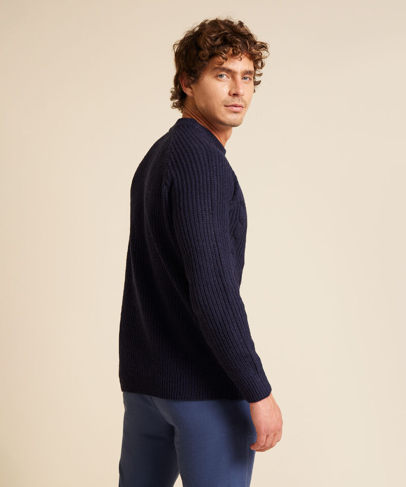 Saco Cuello Redondo Con Frente Trenzado