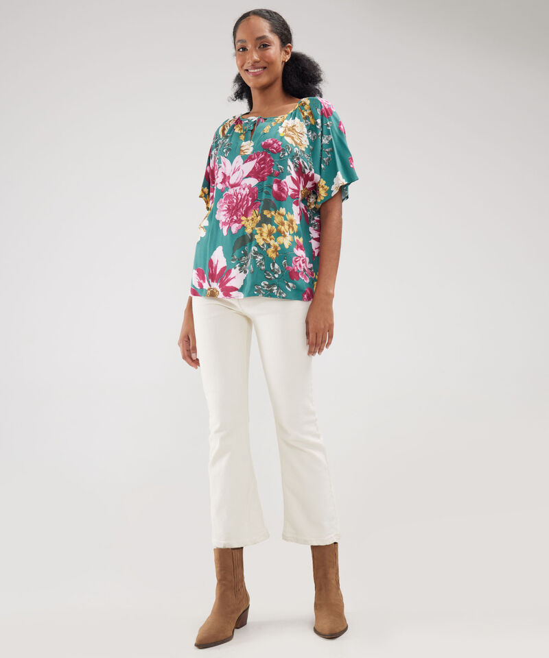 Blusa Estampada, Manga Corta Campana, Escote V Con Recogido En Cuello Y Anudado, Fiesta En El Jardin Linea Moda