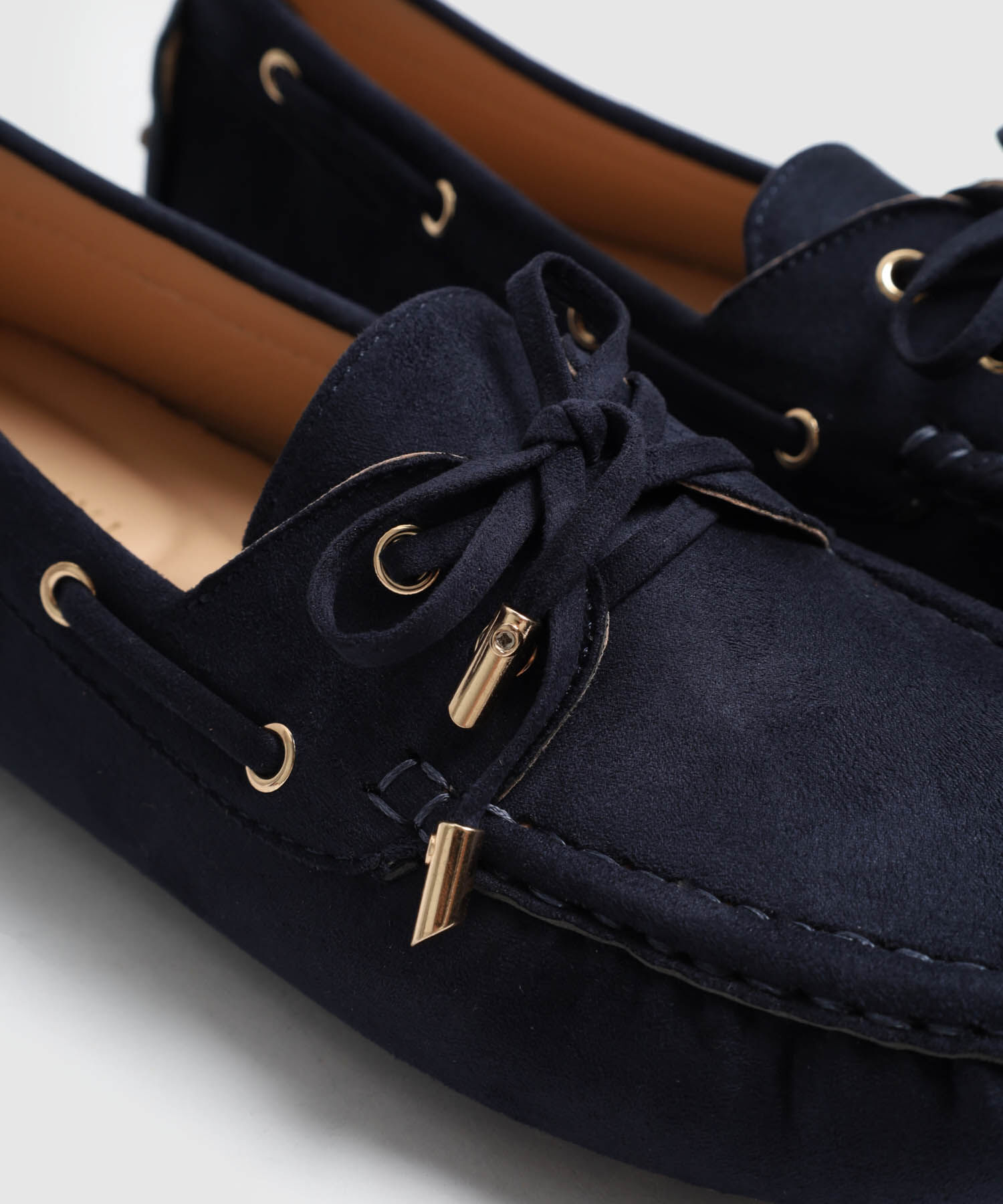 Mocas&iacute;n De Gamuza Con Lazo Para Mujer
