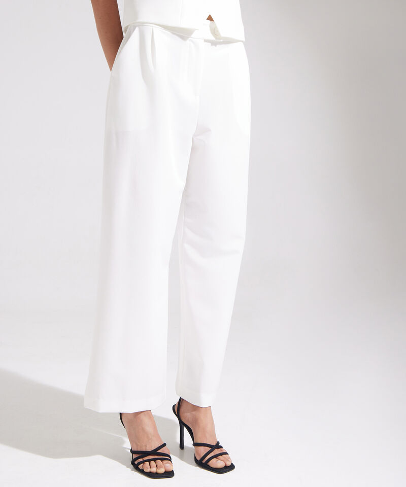 Pantalón Unicolor Con Prense En Frente