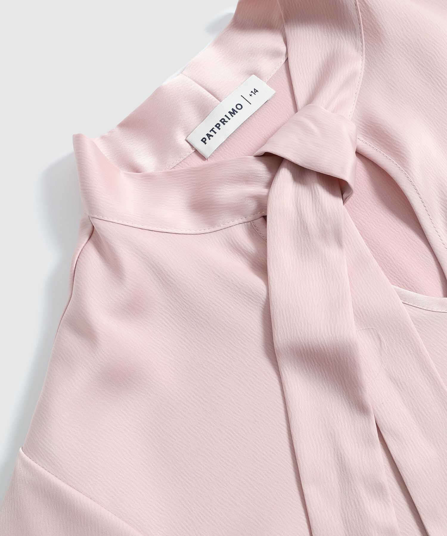 Blusa Con Lazada Al Cuello Para Mujer Curvy