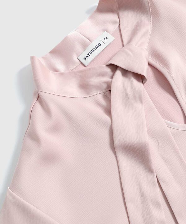 Blusa Con Lazada Al Cuello Para Mujer Curvy