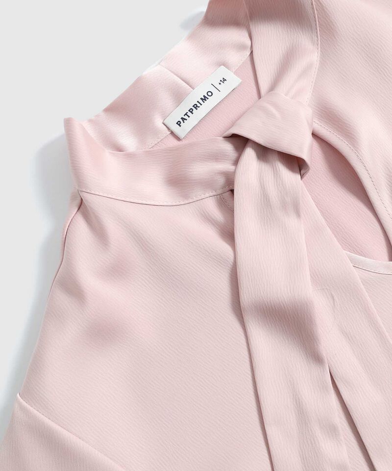 Blusa Con Lazada Al Cuello Para Mujer Curvy